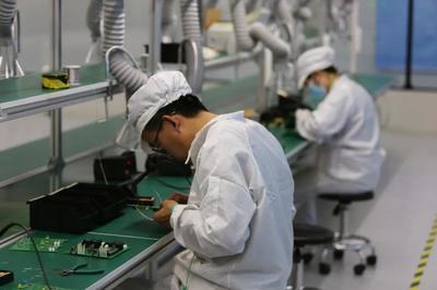 節(jié)后復(fù)工生產(chǎn)忙，起步區(qū)企業(yè)以計算機網(wǎng)絡(luò)工程為引擎，全力沖刺首季“開門紅”